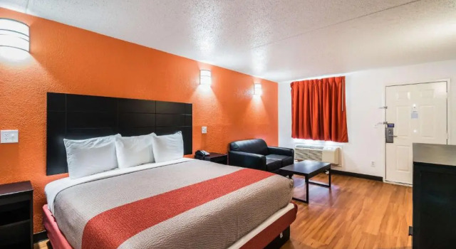 Номер Standard Motel 6-Houston, TX - Brookhollow