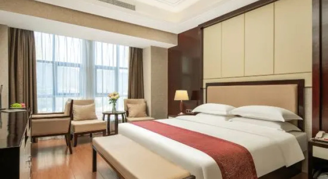 Люкс Deluxe Fuyuan Hotel