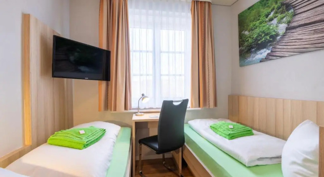 Standard Twin room Hotel Mäuerle