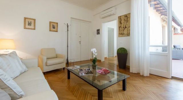 Apartments Florence Repubblica Terrace, Забронировать Апартаменты/квартира Флоренция Тоскана, рядом с Дом Буонаротти