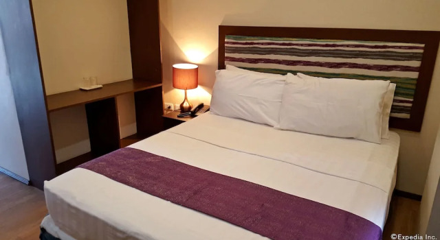 Номер Deluxe Golden Gate Suites