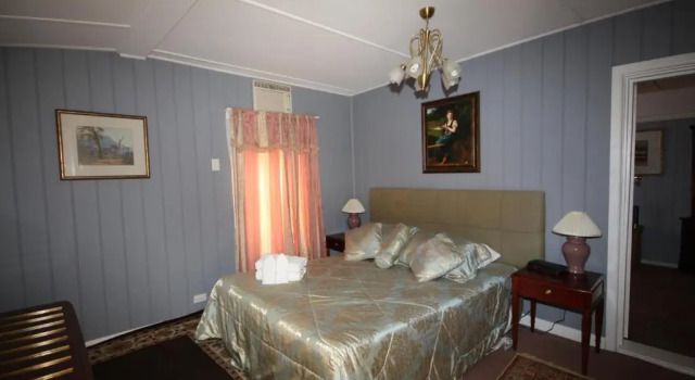 Семейный люкс Deluxe Bourke Riverside Motel