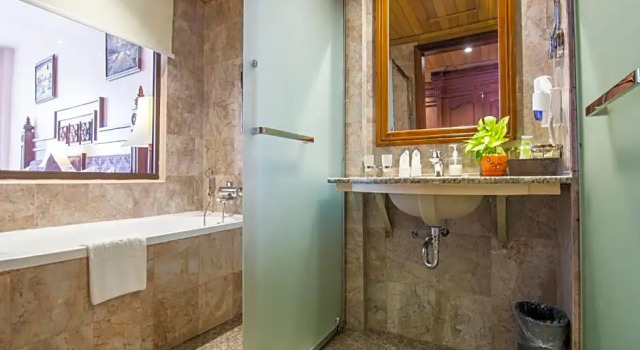 Номер Deluxe Phnom Penh Era Hotel