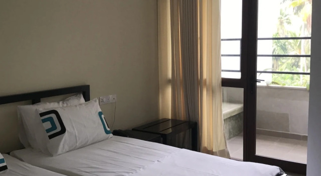 Двухместный номер Standard с балконом Saninro Hotel - Ragama