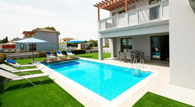 Вилла Angie Luxury Beach Villas