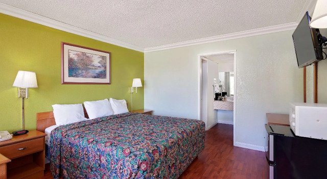 Двухместный номер Standard Days Inn and Suites Palmdale