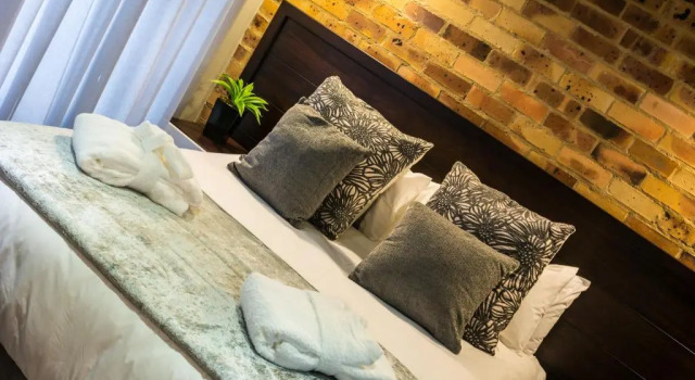 Люкс Grey Manor Guesthouse