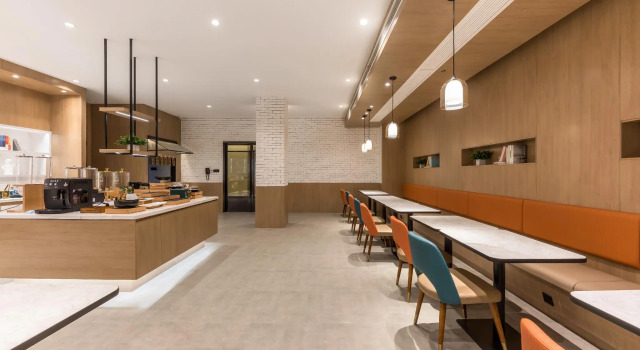 Hanting Hotel Chaohu East Railway Station, Prenota Hotel Chaohu Anhui