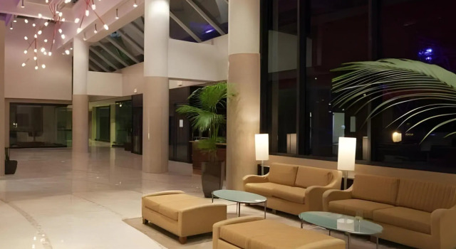 Renaissance Toledo Downtown Hotel