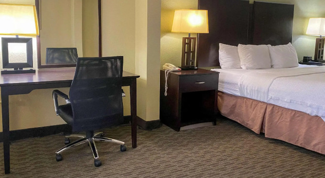 Люкс Comfort Inn Conover-Hickory
