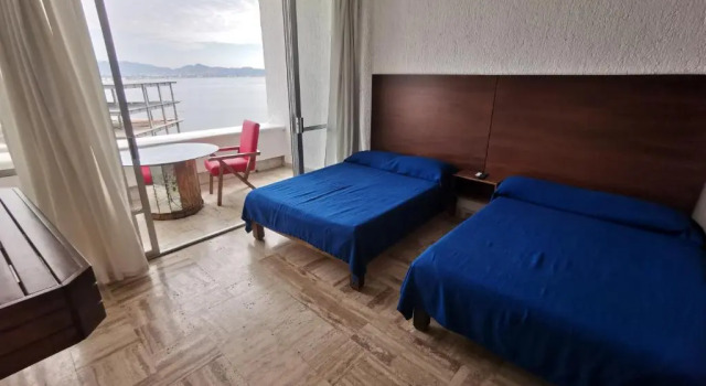 63 Peninsula del Capitan, Book Lejlighed Hoteller i Manzanillo med parkering, nær Las Hadas Golf Course, Parkering
