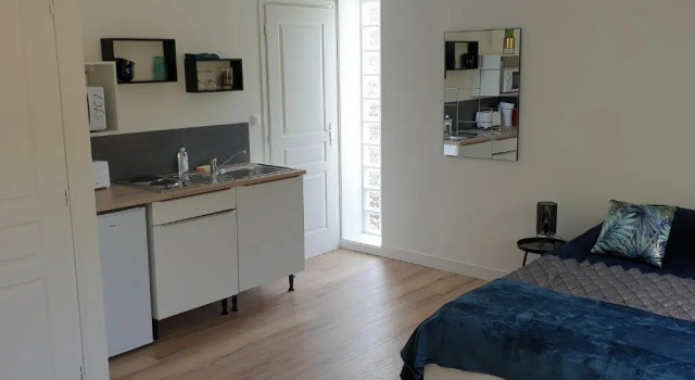 studio 4 Henriville, Забронировать Апартаменты/квартира Отели Соммы с парковкой, Парковка