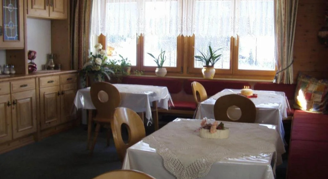 Haus Marienheim Pension, Rezervați Hotel Hoteluri în Carintia cu parcare, Parcare