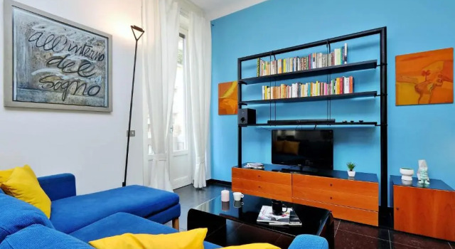 ALTIDO Colorful Studio for 2 near Arco della Pace