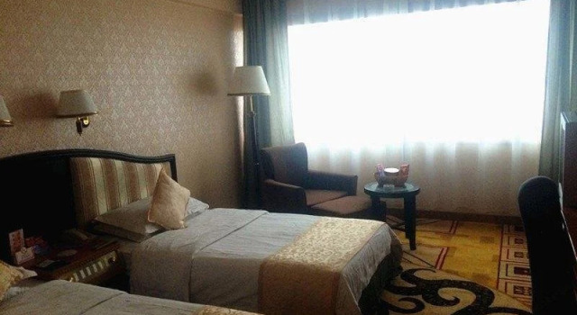 Golden Gulf, Rezervovat Hotel Xi Gong 