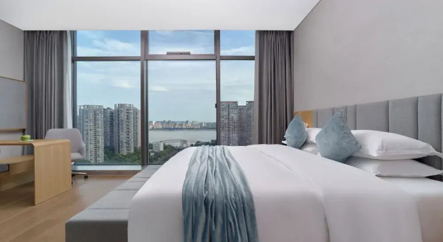 Двухместный номер Premier с видом на реку Pagoda Hotel Hangzhou Binjiang