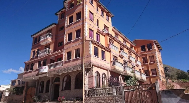 Hostal Real los Andes del Lago, Prenota Hotel Hotel a Copacabana con colazione, Colazione