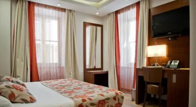 Hotel Mauro, Đặt Khách sạn boutique Khách sạn ở Poreč Riviera bao gồm bữa sáng, Bữa sáng