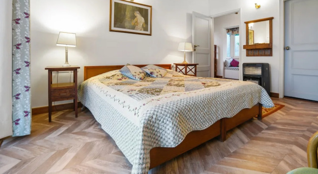 2B-Mukteshwar-109 by bnbmehomes, Varaa Villa Hotellit Uttarakhand pysäköinnillä, Pysäköinti