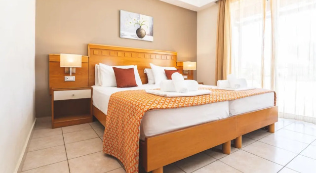 Апартаменты Superior c 1 комнатой с балконом Helios Apartments