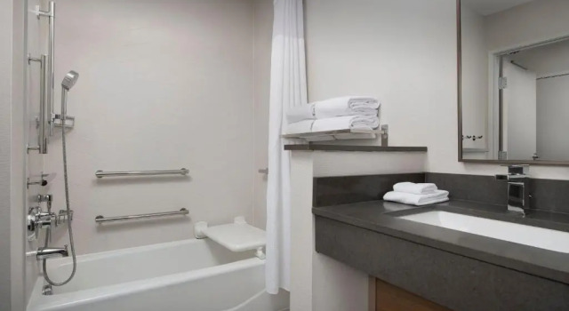 Номер Standard Fairfield by Marriott Inn & Suites Aberdeen