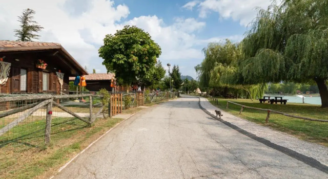 Parco Del Sangro, Rezervovat Chata Hotely v Abruzzo s bazénem, Bazén