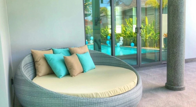 Attractive 4-Bedroom Pool Villa in Cherngtalay