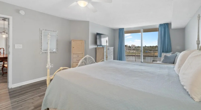 Yacht Club Villas #2-504 4 Bedroom Condo by RedAwning