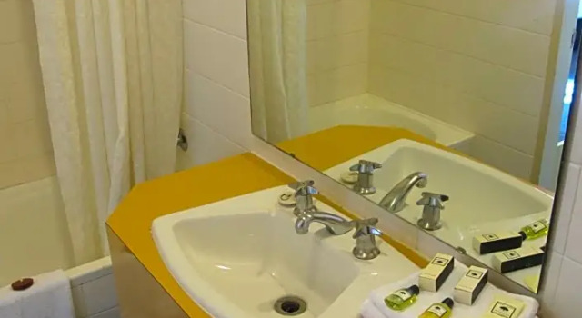 Номер Standard Devere Hotel