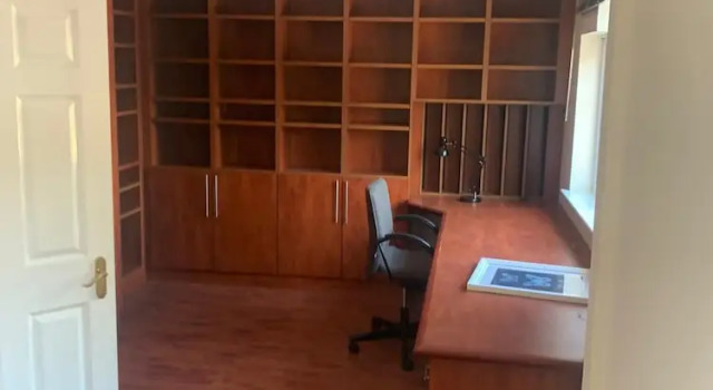 3 bedroom house in Reading, Varaa Lomakoti Mökit kohteessa Merseyside, Mökki