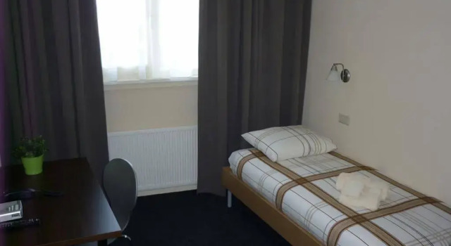 Hotel Rozenburg, Book Hotel Rozenburg Zuid-Holland