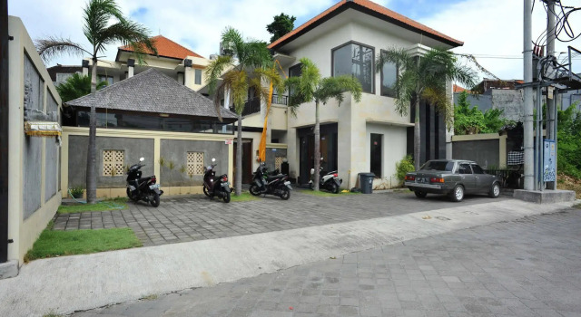 Airy Seminyak Shri Lakshmi Bali, Reservar Hotel Hotéis em Bali com piscina, Piscina