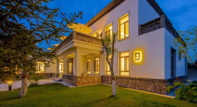 TOTOLO Winery Vacation Homestay, Boek Hotel Yinchuan Ningxia, in de buurt van Ningxia Museum