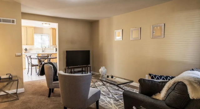 Spacious 2-bedroom in San Pablo, Rezervovat Hotel San Pablo San Francisco Bay Area