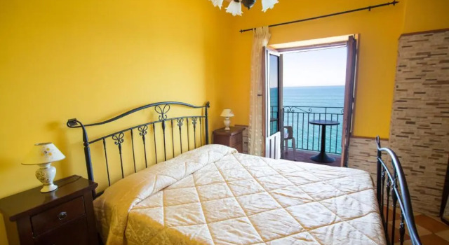 Appartamento da sogno a bordo mare, Забронировать Апартаменты/квартира Чефалу Madonie Regional Natural Park, рядом с Собор Чефалу