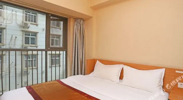 Chenwei Hotel, Prenota Hotel Kunming Yunnan