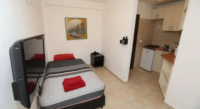Estudio Business Hadass Desert Inn