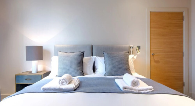 Deluxe Victoria Home close to Buckingham Palace, Забронировать Апартаменты/квартира Апартаменты Лондона, рядом с Казармы Веллингтона, Апартаменты/квартира