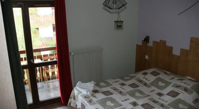 Le gîte Cap France, Prenota Hotel Hotel a Alvernia con parcheggio, Parcheggio
