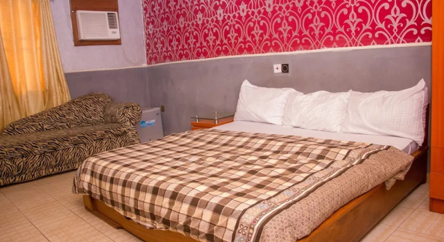 Двухместный люкс Royal Duckland Hotel and Suites Ltd