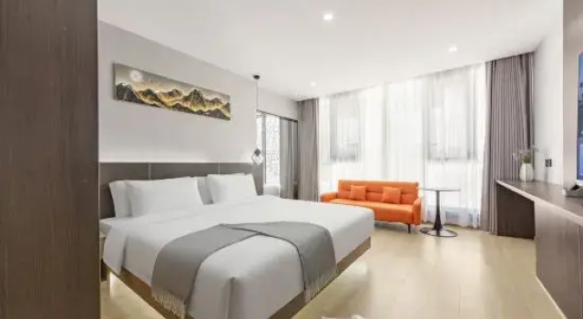 Семейный люкс с 2 комнатами Muyi Mountain Residence Smart Hotel (Siguniang Mountain Style Street)