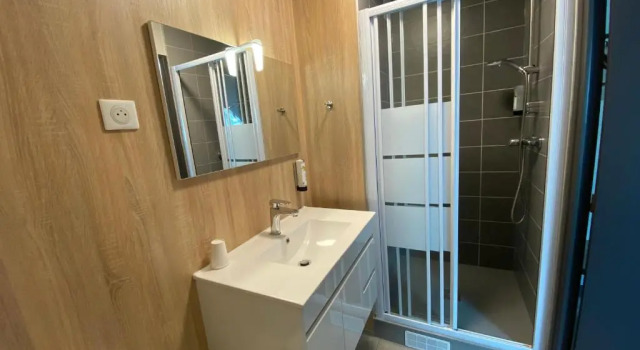 Двухместный номер Standard LOGIS - Hôtel & Restaurant Saint Nicolas