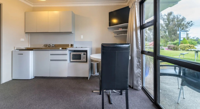 Номер Standard Lakeside Motel & Apartments