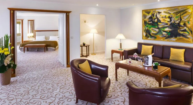 Люкс Kudamm Hotel Bristol Berlin