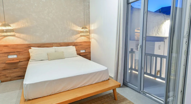 Люкс с балконом Oikia Suites Mykonos