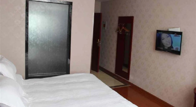GreenTree Inn Yangzhou Gaoyou Chengnan New District Hongtaiyang Logistic Park Business Hotel, Rezervovat Hotel Jang-čou 
