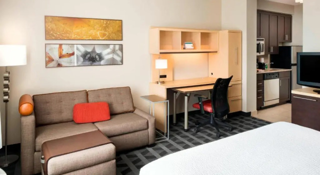 Люкс TownePlace Suites by Marriott San Diego Carlsbad / Vista