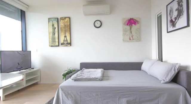 Апартаменты c 1 комнатой South Yarra City View Apartment with Car Park, Amazon Alexa, Spotify, Netflix, and WiFi