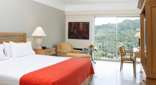 Двухместный номер Deluxe Hotel Estelar Altamira