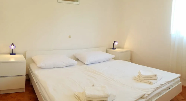 Bed and Breakfast Vjeko, Prenota Hotel Hotel a Croatian Islands con parcheggio, Parcheggio